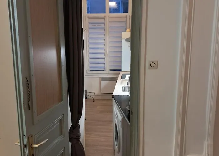 Διαμέρισμα In Location ! Παρίσι